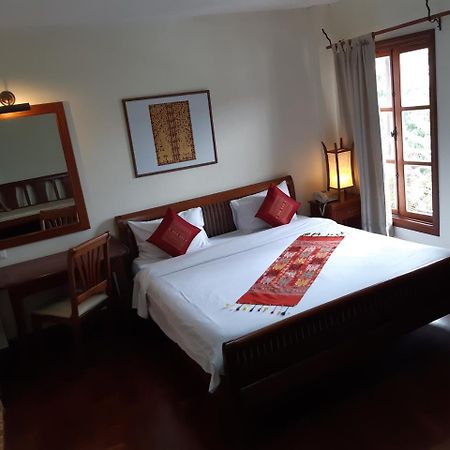 Avilla Phasouk Hotel Vientiane Exterior foto