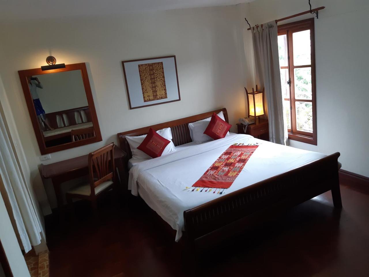 Avilla Phasouk Hotel Vientiane Exterior foto